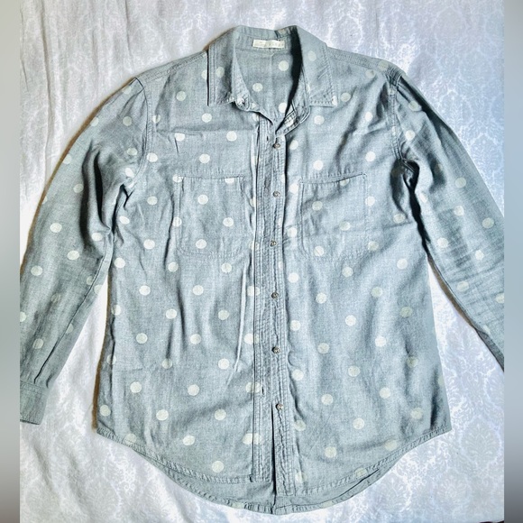 Button-up Blouse - Picture 2 of 3